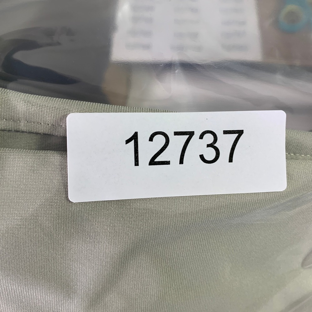 Vuori Meta Pants Men 33x32 Cream Performance Stretch Athleisure Chino
